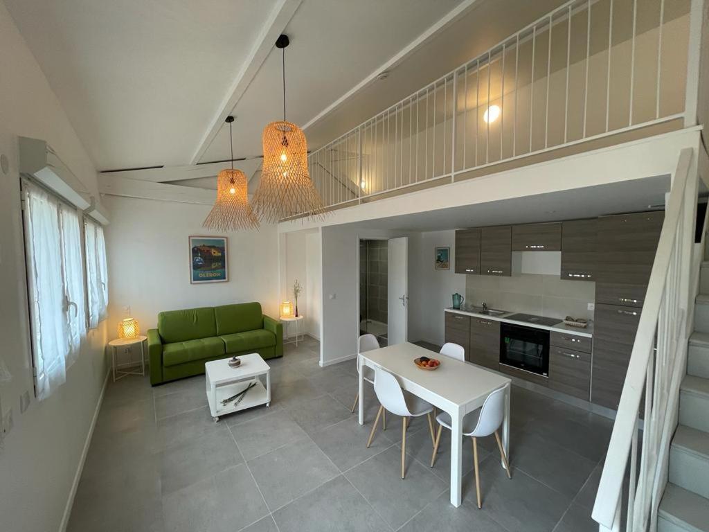 Les Salines Boyardville - Appart'Hotel Saint-Pierre-d'Oleron Exteriör bild