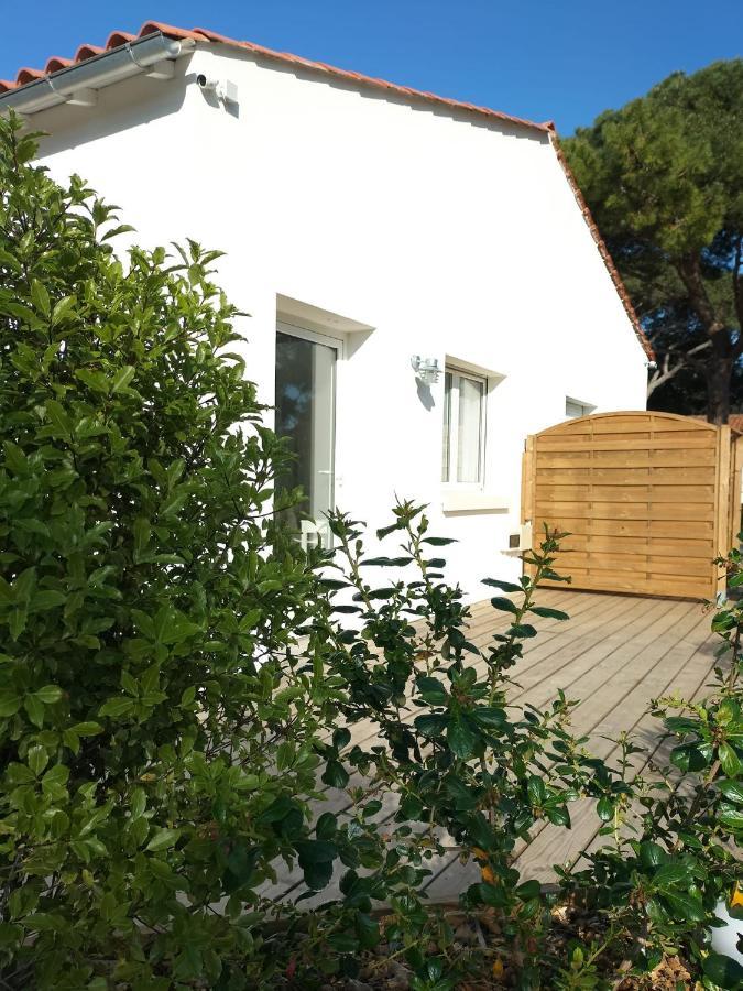 Les Salines Boyardville - Appart'Hotel Saint-Pierre-d'Oleron Exteriör bild